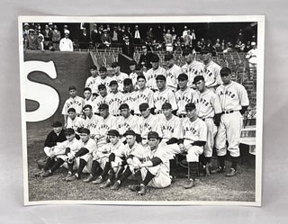 1933 New York Giants National League Champions Type 1 Photograph. Carl Hubbell, HOF.